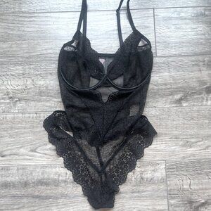 Victoria's Secret Black Lace Teddy 34DD NEW